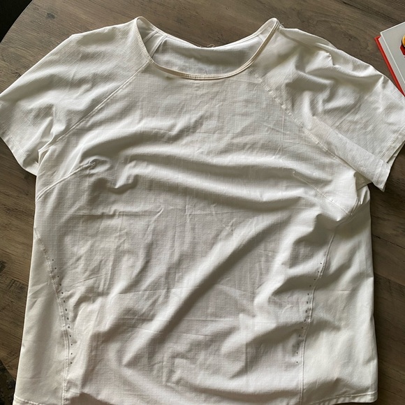 Lululemon Lightweight Stretch Run Short Sleeve WHT 8 - Picture 1 of 4